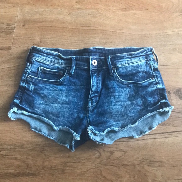 H&M Pants - H&M Cutoff Jean Shorts